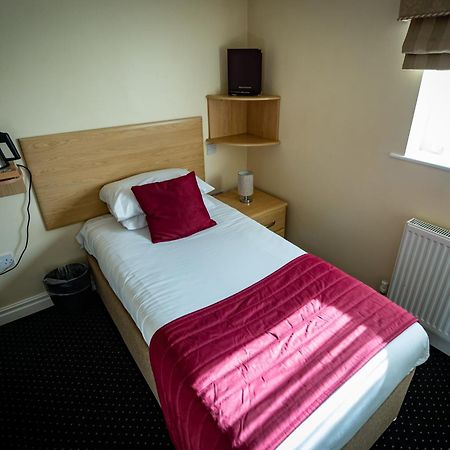 Kings Croft Hotel Pontefract Bagian luar foto