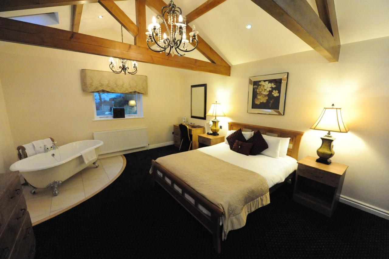 Kings Croft Hotel Pontefract Bagian luar foto