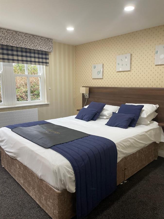 Kings Croft Hotel Pontefract Bagian luar foto