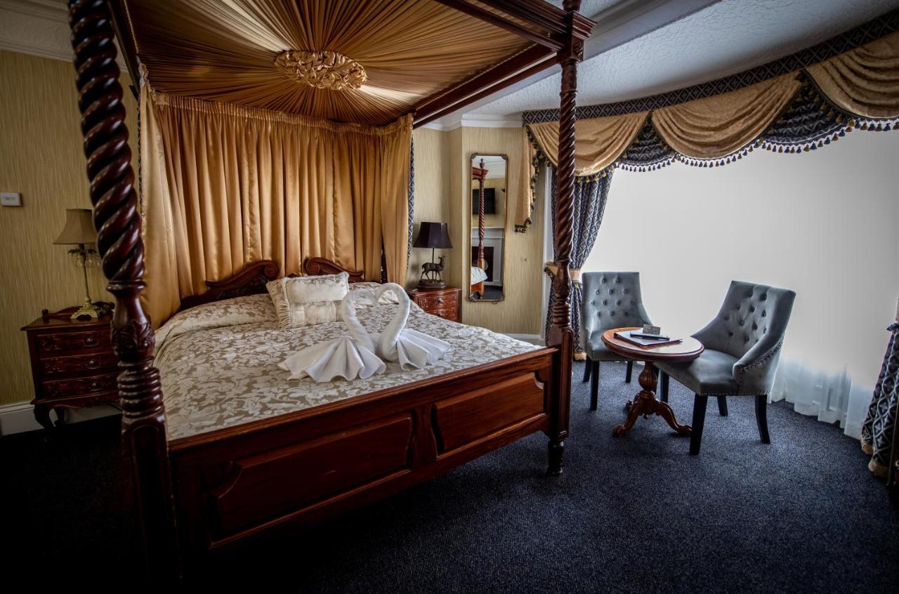 Kings Croft Hotel Pontefract Bagian luar foto