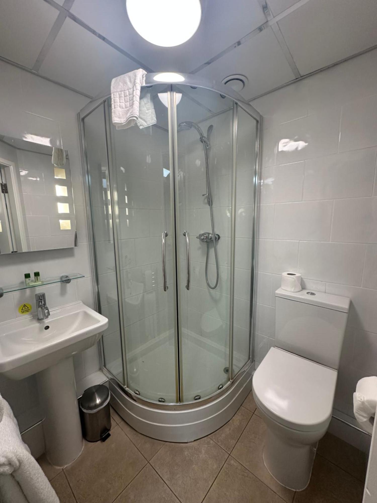Kings Croft Hotel Pontefract Bagian luar foto