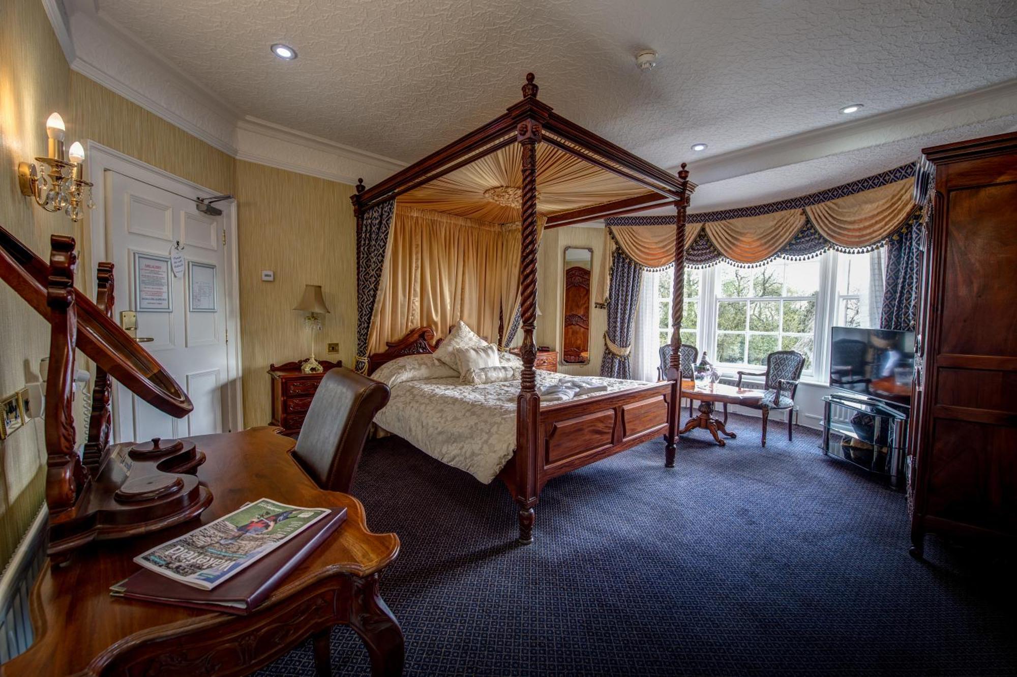 Kings Croft Hotel Pontefract Bagian luar foto